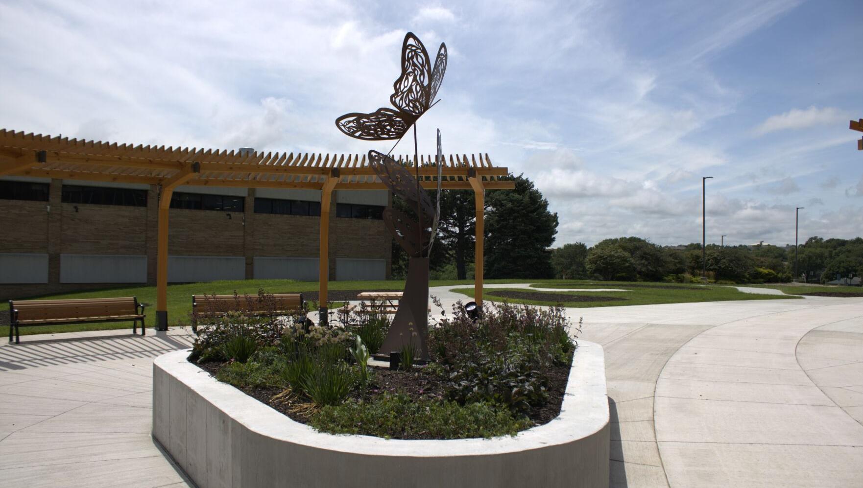 Midlands Hospital opens healing pavilion for veterans